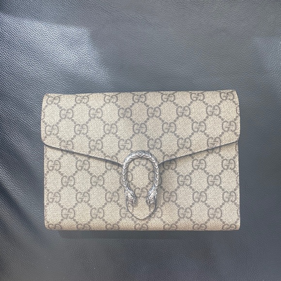 Gucci Dionysus Wallet on a Chain - Picture 1 of 4